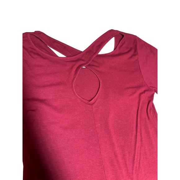 RUE 21 LOT OF 2 CROSS BACK TEES MAROON AND GREEN SIZE MEDIUM - Picture 2 of 7